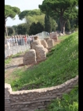 00541 ostia - regio v - wahrscheinl (v,13,1) - zwischen porta romana und terme di nettuno (ii,iv,2) - ri osten - 2014.jpg